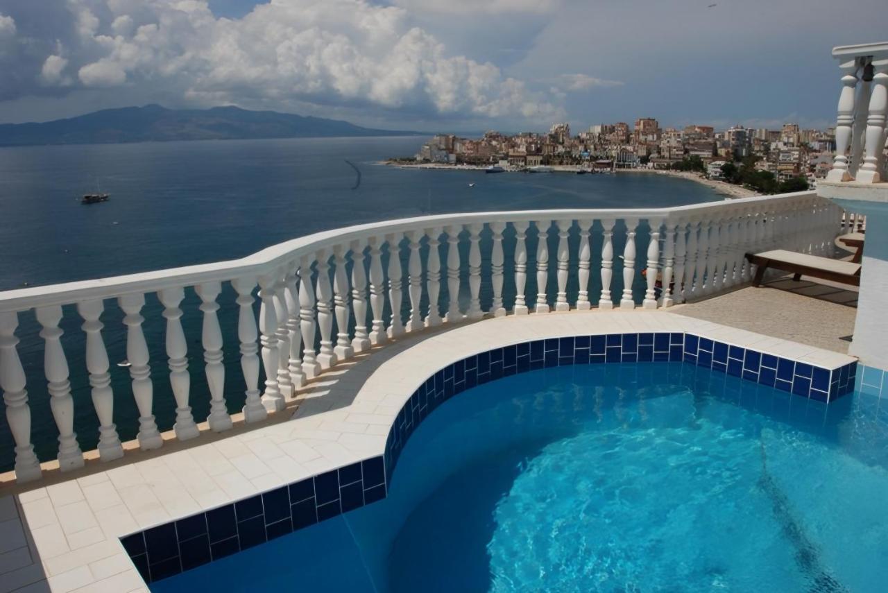 Monte Cristo Hotel With Rooftop Pool Саранда Экстерьер фото